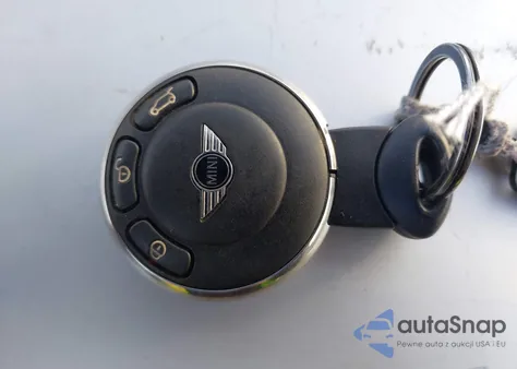 2011 Mini Cooper S Clubman z USA, uszkodzony, nr VIN WMWZG3C5XBTY37221